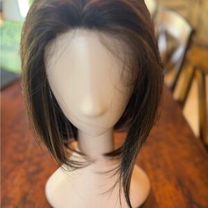 NOW by Luxhair for Sherri Shepherd - Lace Front Big Wave Bob med gold brown